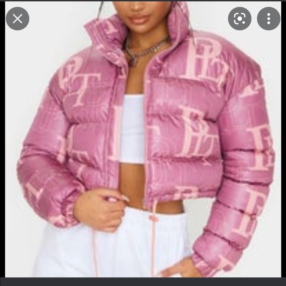 pretty little thing puffer jacket, never worn . size:L